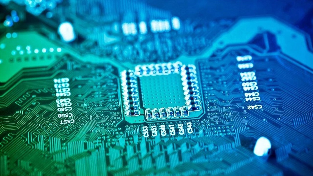 洞察銷售行情 把握電子元器件市場脈搏——華強商城行業(yè)資訊與技術動態(tài)全覽